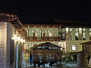 عمارت منوچهری