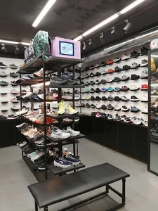 Shemrun Outlet