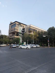 مجتمع زمرد - ساختمان جنوبی