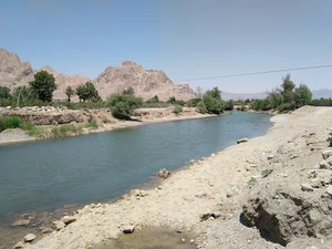 بوستان ساحلی لنج