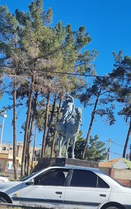 مجسمه بلوچ شترسوار