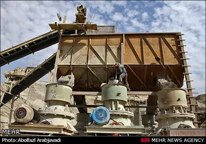 کارخانه تولید شن و ماسه (عکس)