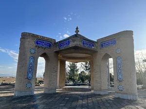 مقبره شاعر حیدر یغما معروف به خشتمال