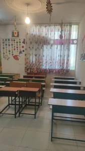 مدرسه گنجینه دانش 2