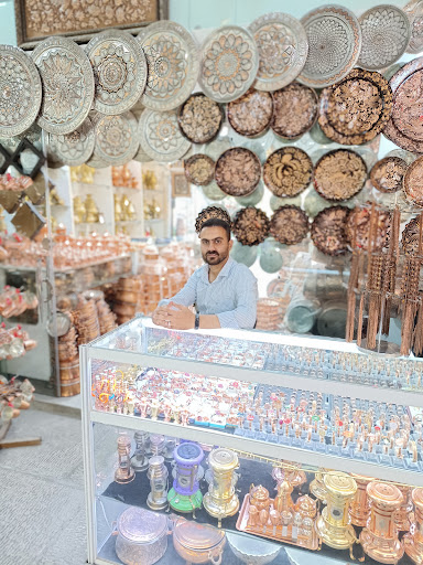 بن بست بینا.(در نقشه اشتباها بیتا نوشته شده لطفا اصلاح شود)