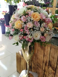 گلفروشی آفتابگردان