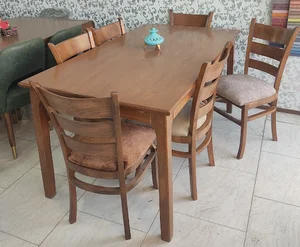 شاهان میز و صندلی غذاخوری