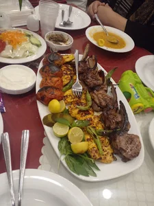 رستوران طرقبه
