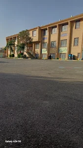 مدرسه خمینی