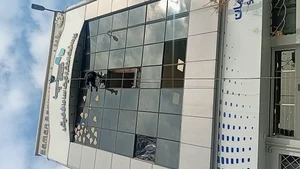 تعمیرات درب وپنجره آلومینیوم وupvc زاگرس 3