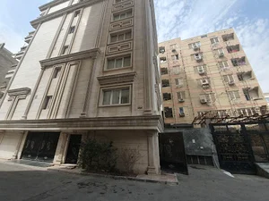 ساختمان خان