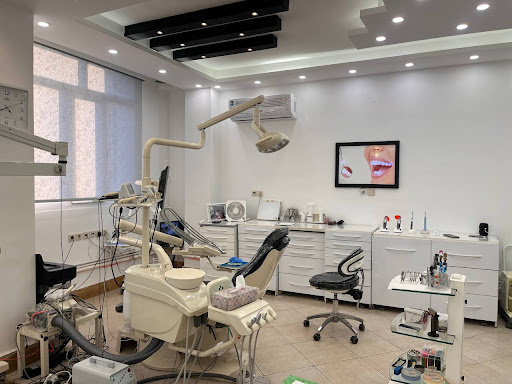 دندانپزشکی دکتر مهرداد بهنام