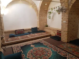 رستوران سنتی باغ نوش