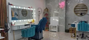 آموزشگاه وسالن زیبایی بانومکی آبادی 2