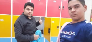 Swimming Club- استخر موجهای آبی