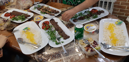 کبابی رستمیان