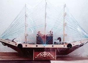 پوشاک شقایق