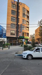 کلینیک فوق تخصصی درد دکتر نادری افشار 2