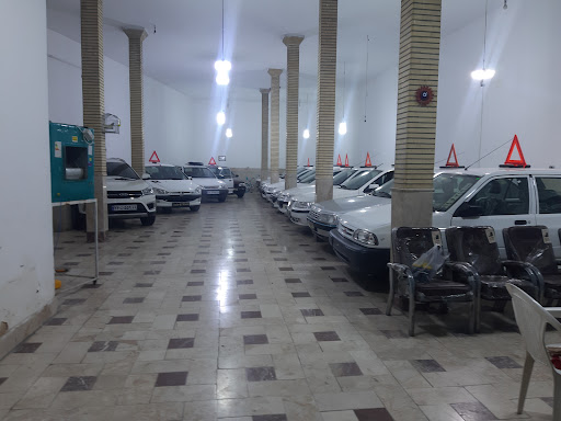 نمایشگاه اتومبیل کیانی