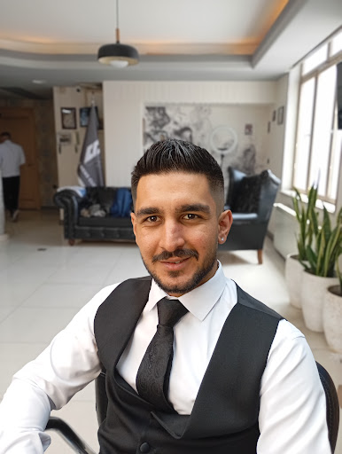 "آرایشگاه مردانه اقدسیه،موحد دانش،نیاوران "سعید نوری
