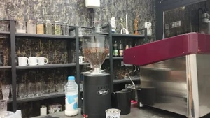 کافه بستنی بهاران 4