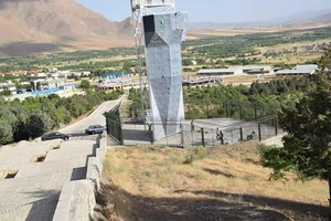 دیوار صخره نوردی