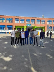 دبیرستان تیزهوشان فرزانگان معلم