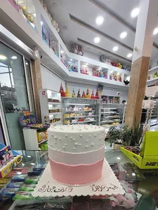 کیک و شیرینی آناآتا