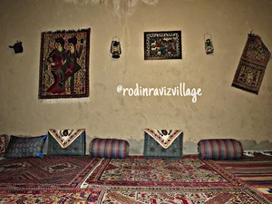 اقامتگاه بوم گردی رودین راویز