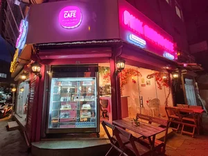 pink ribbon cafeکافه روبان صورتی