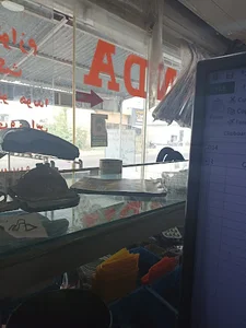 فروشگاه لوازم یدکی مکث