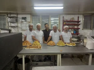 شیرینی سرای گل نسترن قزوین 5