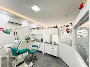 Dorrin Dentistry کلینیک دندانپزشکی درین