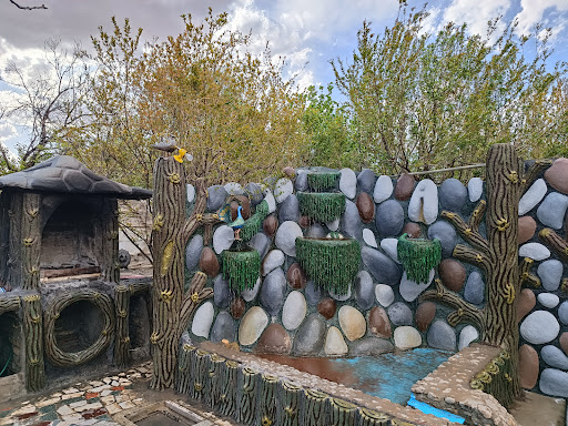 نانکده زرین ماهان