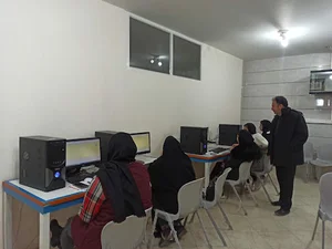 آموزشگاه سایت۸۱