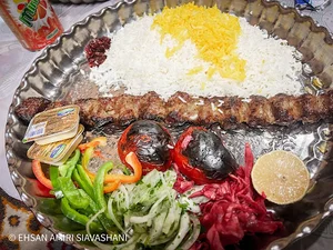 رستوران سنتی کوچه باغ