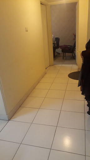 دکتر کیوان جناب . فوق تخصص و جراح شبکیه