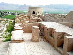 آشنایی با شهر تاریخی قلعه تل