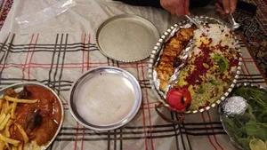 رستوران با برکت شیرازی‌ها 5