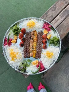 سفره‌خانه سنتی فرحزاد 5