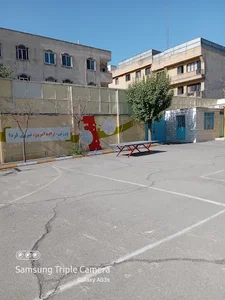 دبیرستان صالحی صفا