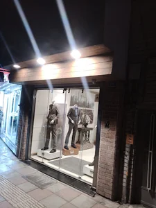 Tandor Clothing Store