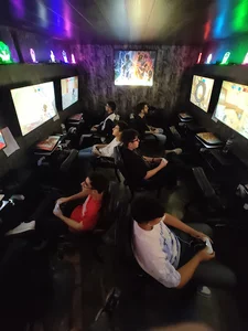 مرکز بازی و گیم نت کی استار - K star game center