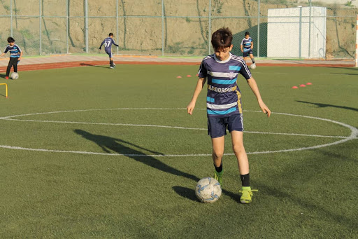 باشگاه و مدرسه فوتبال درفک البرز