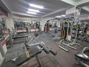 باشگاه بدنسازی مردانه آریا فیت 4
