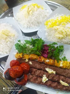 رستوران چلچراغ