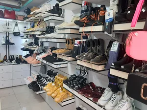 کیف و کفش توت فرنگی