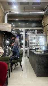 کبابی دلشدگان