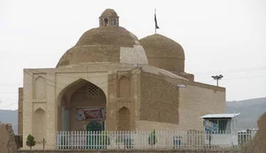 سالن زیبایی زینب