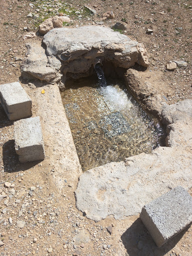 چشمه رجبعلی